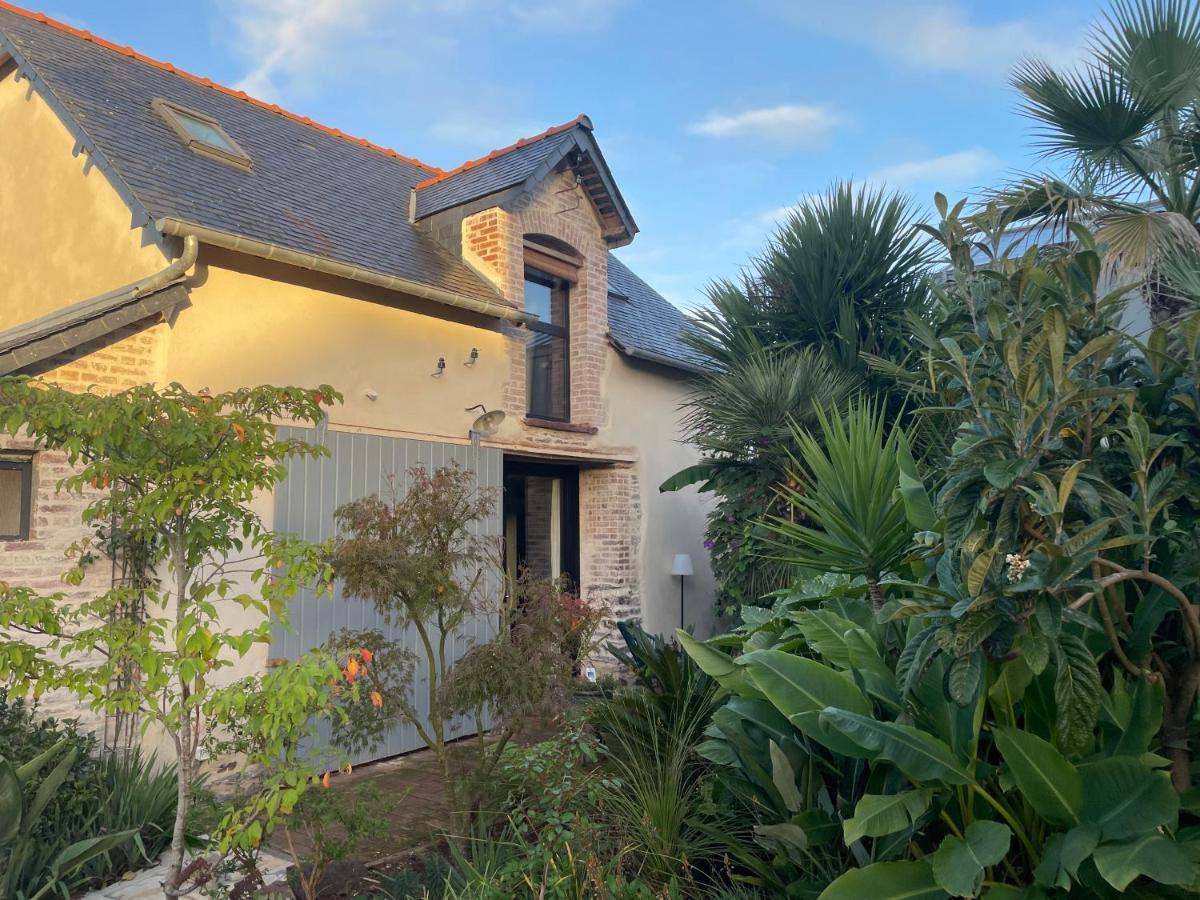 La Petite Maison Dans La Jungle Chartres-de-Bretagne 외부 사진